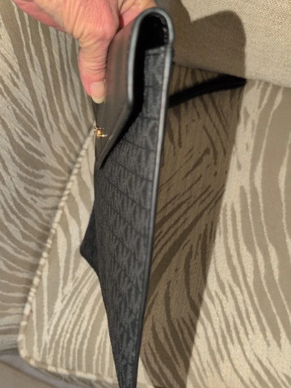 Michael Kors Black Signature MK Envelope Wristlet Clutch